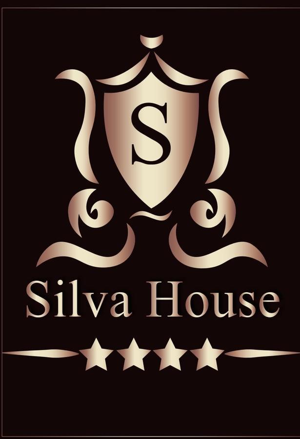 Silva House Hotel Deva Buitenkant foto